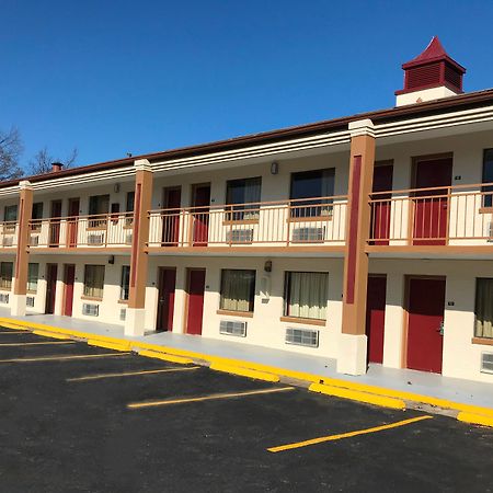 Red Roof Inn Memphis - Graceland Airport Exterior photo